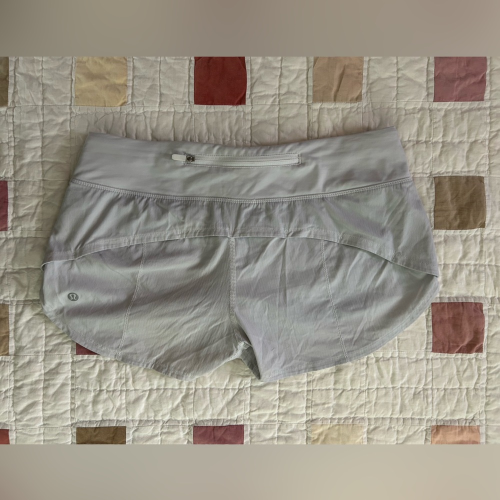 Lululemon Speed up shorts - off white/light grey - 6